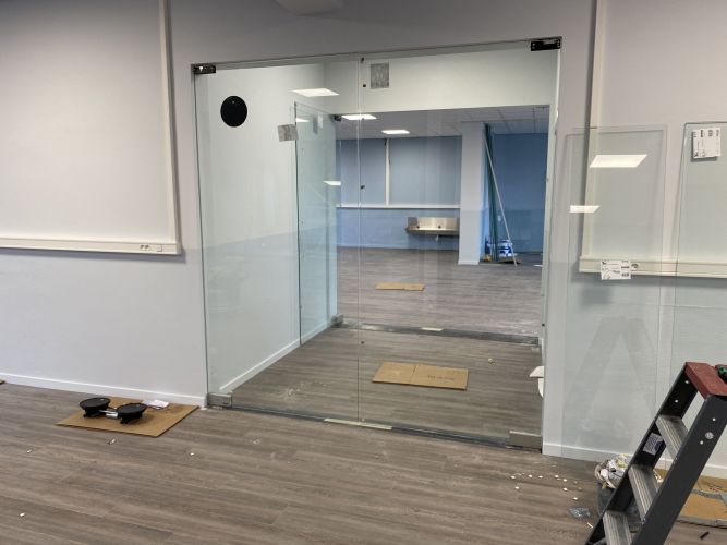 dubbele glasdeuren pendeldeuren