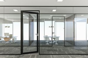 Kaderdeur en Glasdeur